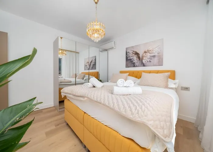 Penthouse Golden View With Private Jacuzzi And 100m2 Terrace - Exklusiv Makarska