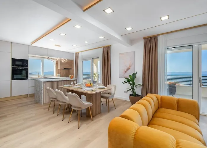 Penthouse Golden View With Private Jacuzzi And 100m2 Terrace - Exklusiv *